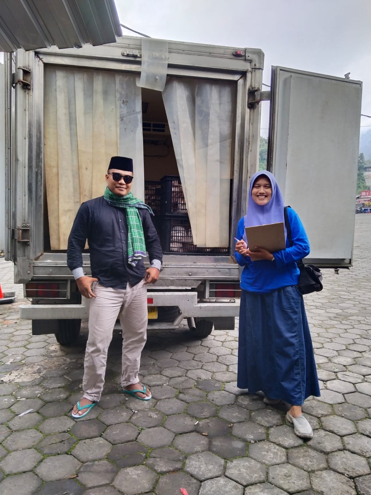 Perbandingan ayam karkas frozen vs segar untuk restoran